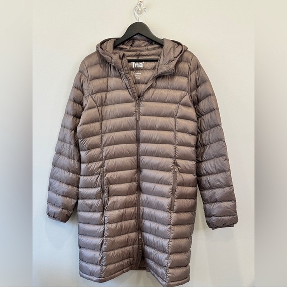 Aritzia Taupe Puffer Jacket - Picture 3 of 10